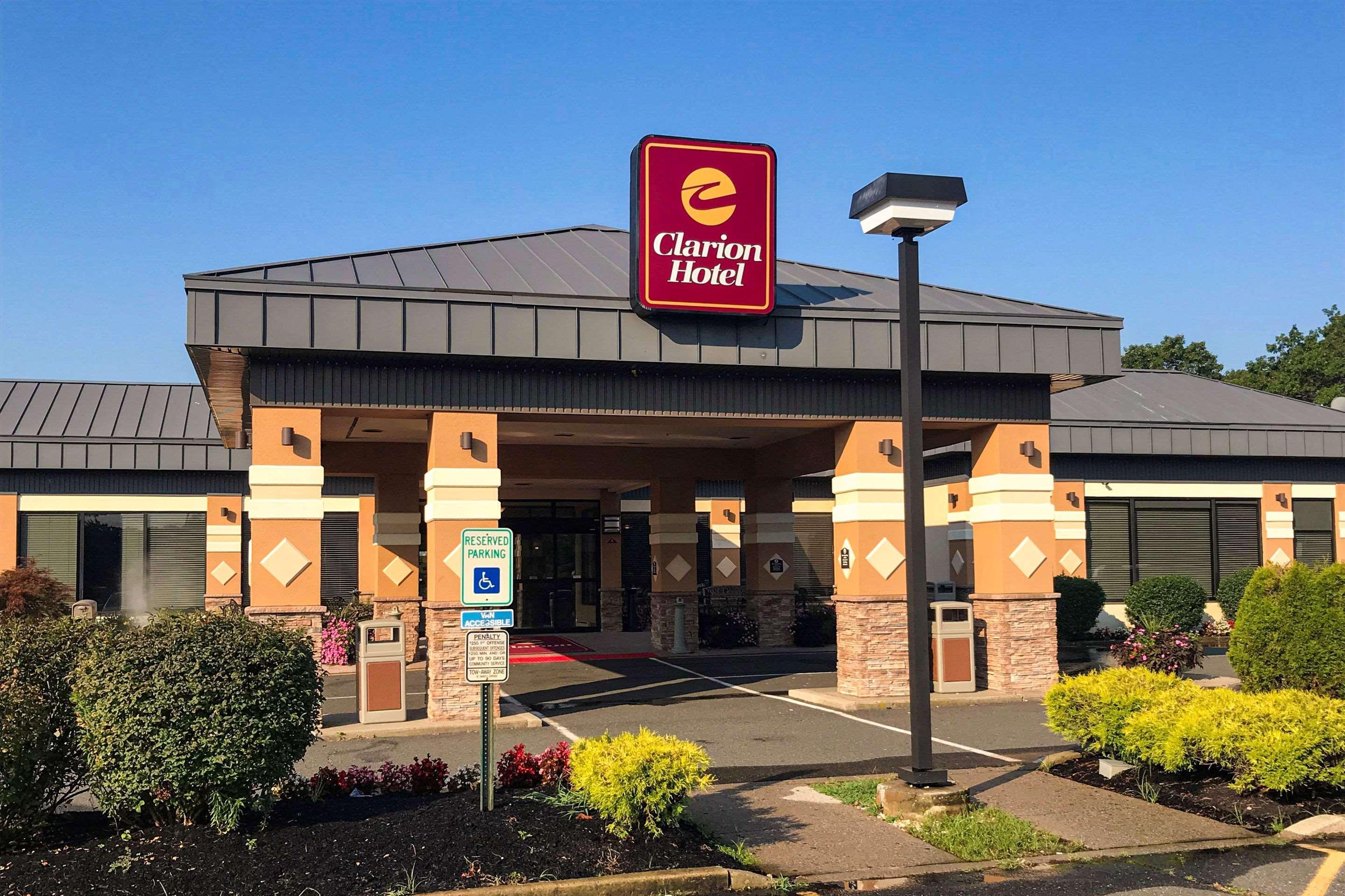 Clarion Hotel & Conference Center Toms River Exterior foto
